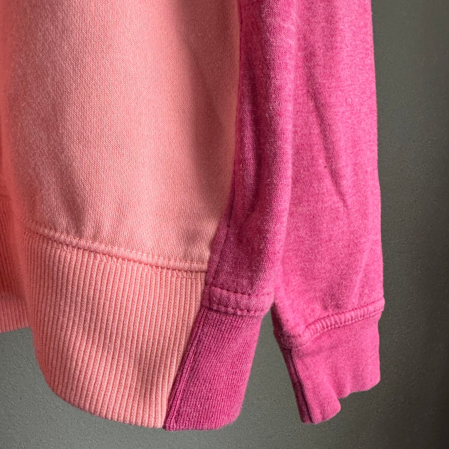 RASPBERRY TRIO PEACH CREW NECK