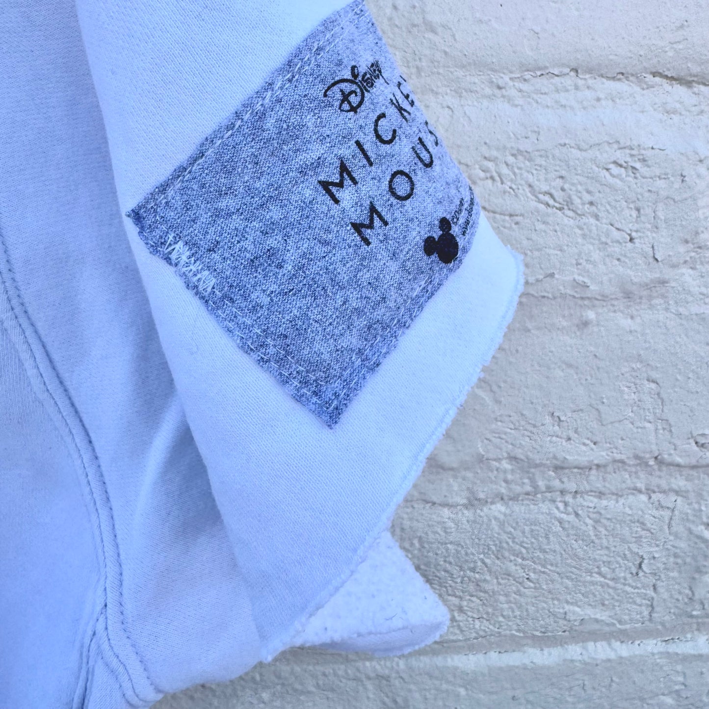 WHITE NIKE SHORT SLEEVE MICKEY HOODIE