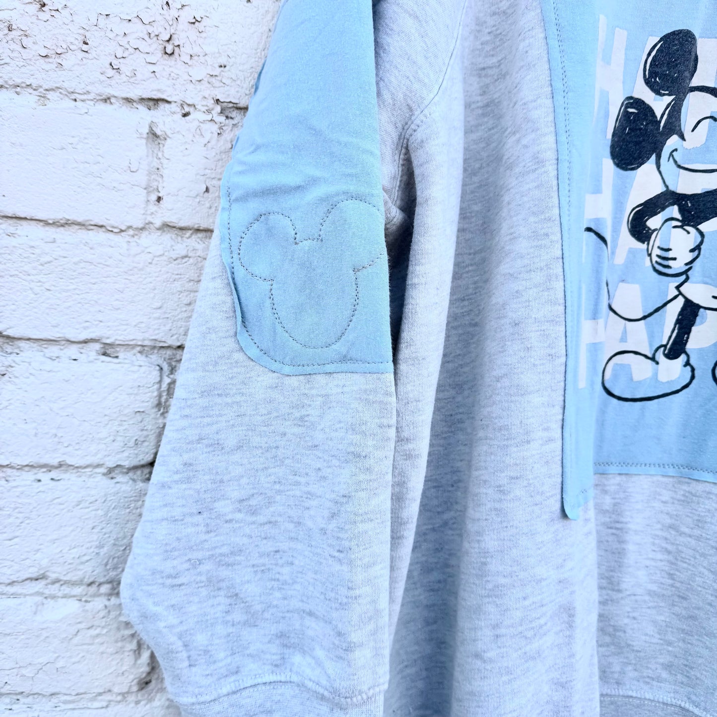 OATMEAL + LIGHT BLUE MICKEY CREW