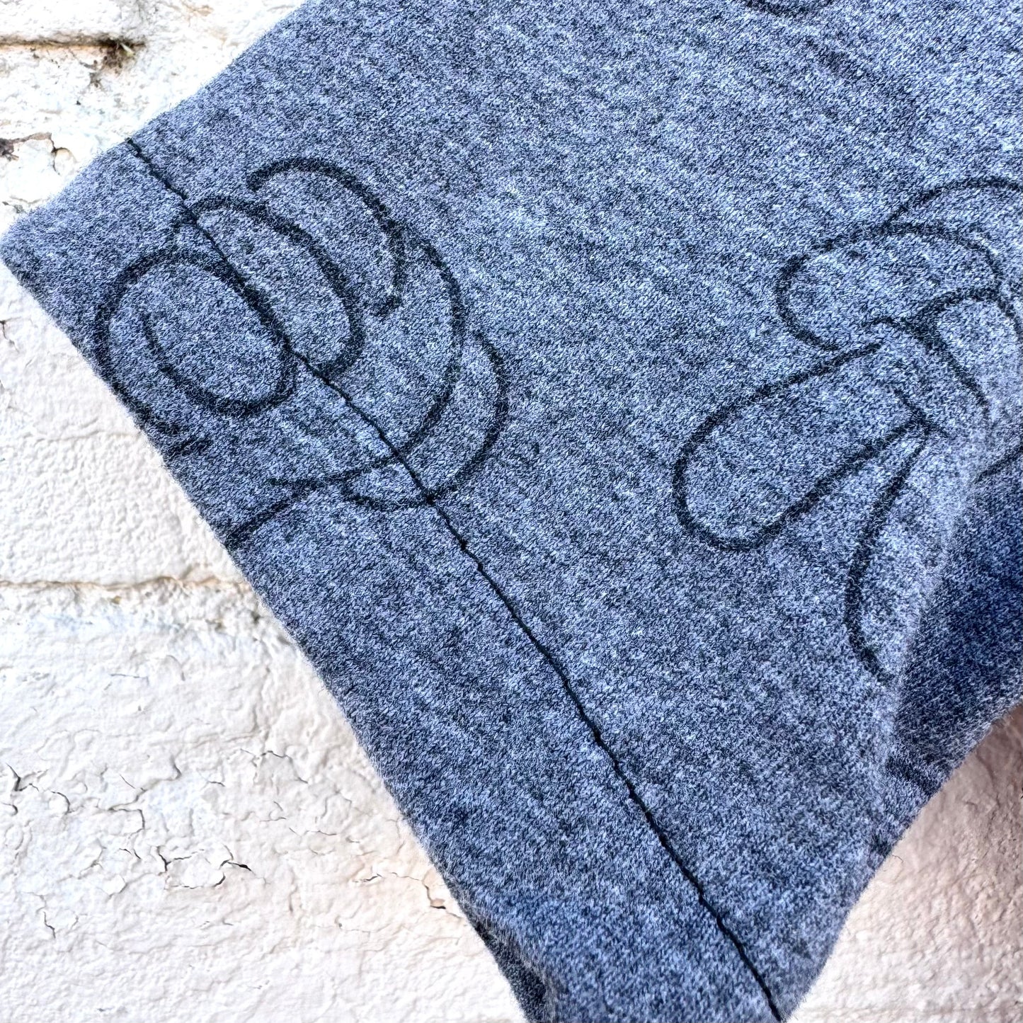RED + GRAY MICKEY HANDS CREW
