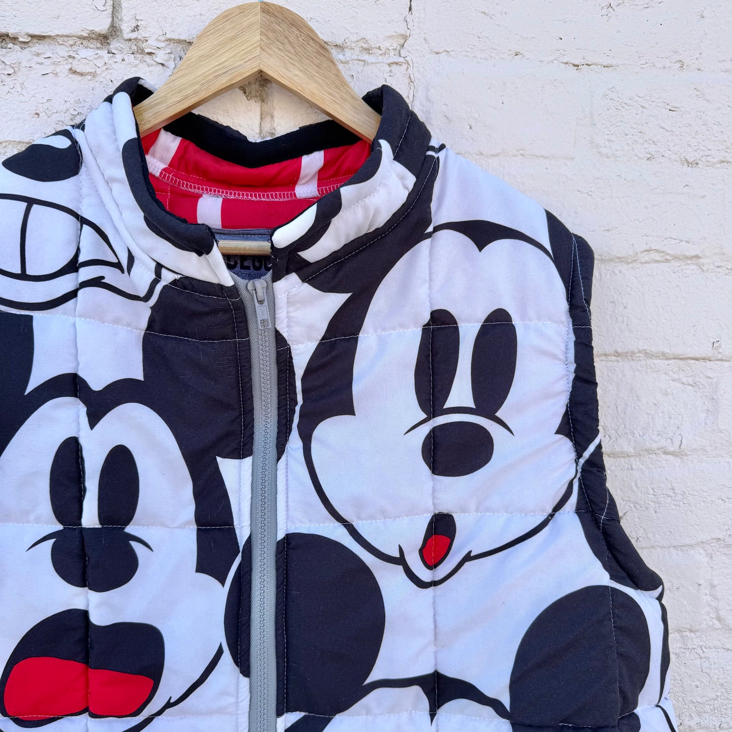 QUILTED MICKEY PUFFER VEST