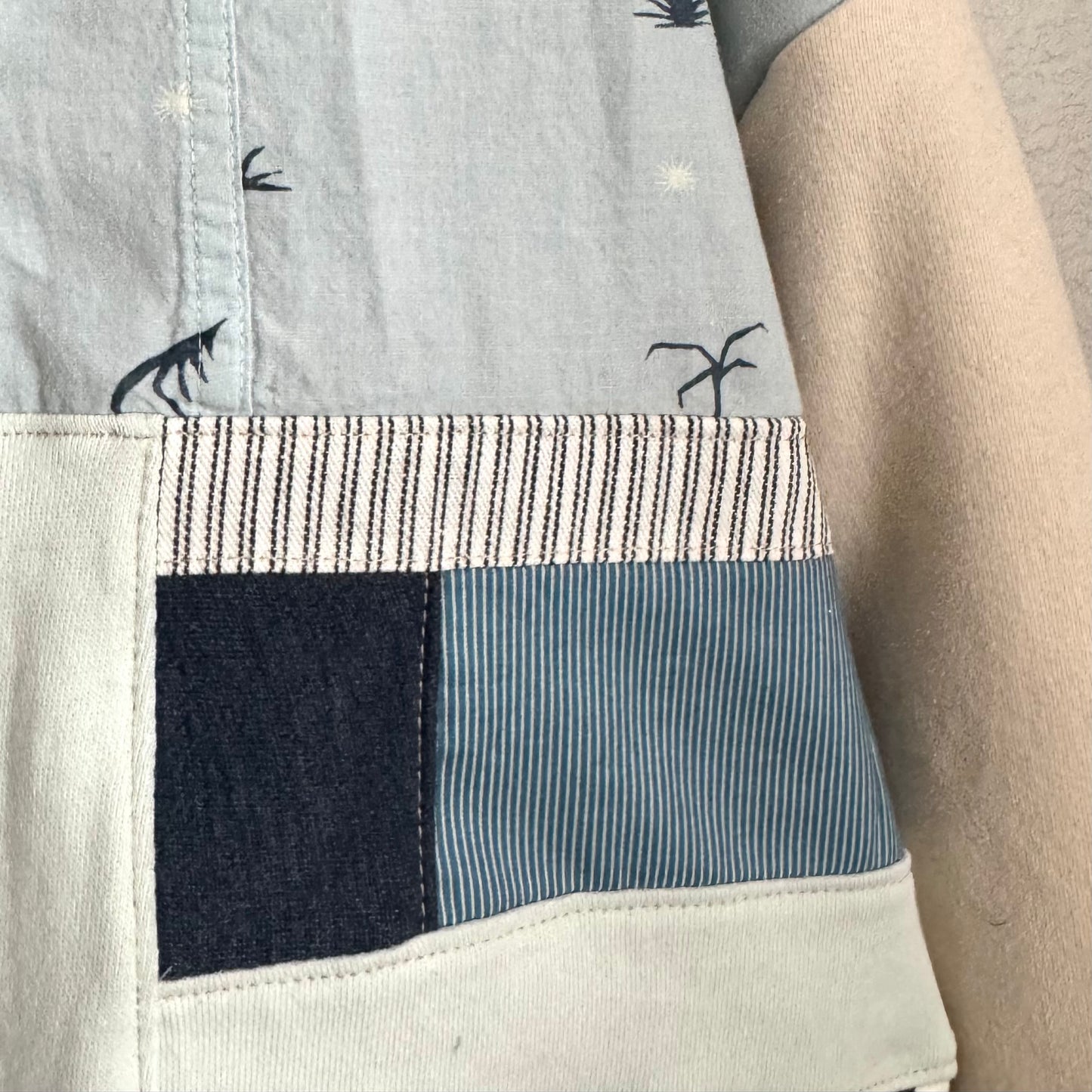 TAN + BLUES BILLABONG CREWNECK