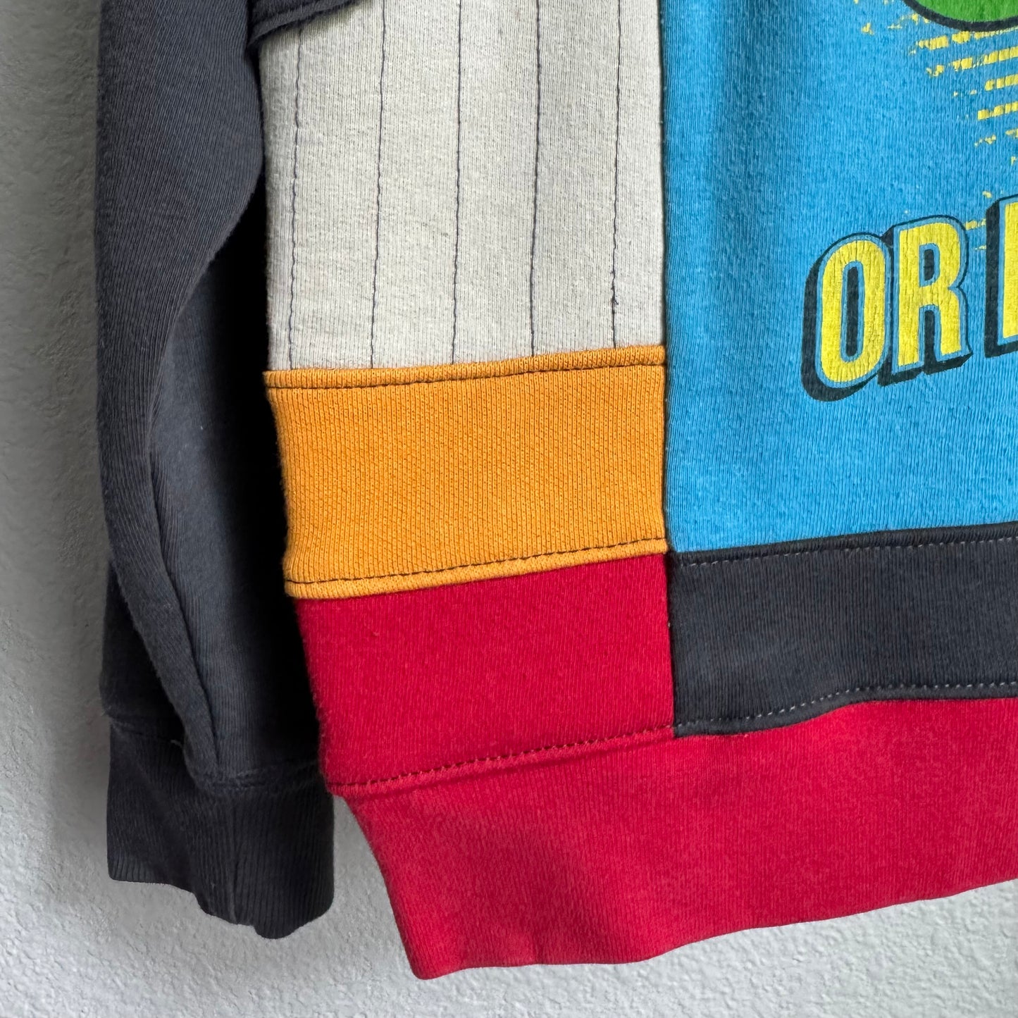 SUPER MARIO COLOR BLOCK CREWNECK