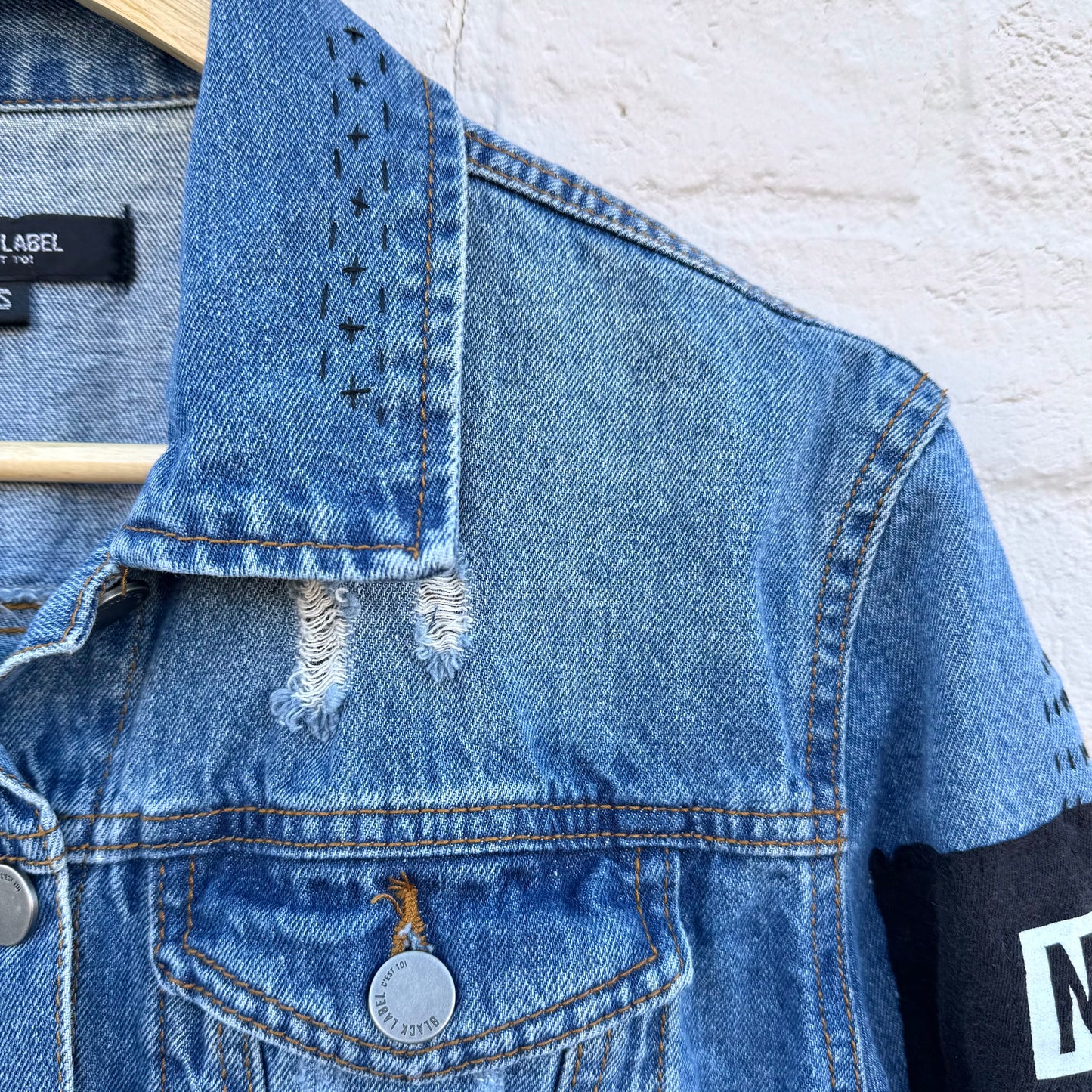 DENIM JACKET MICKEY X NEFF